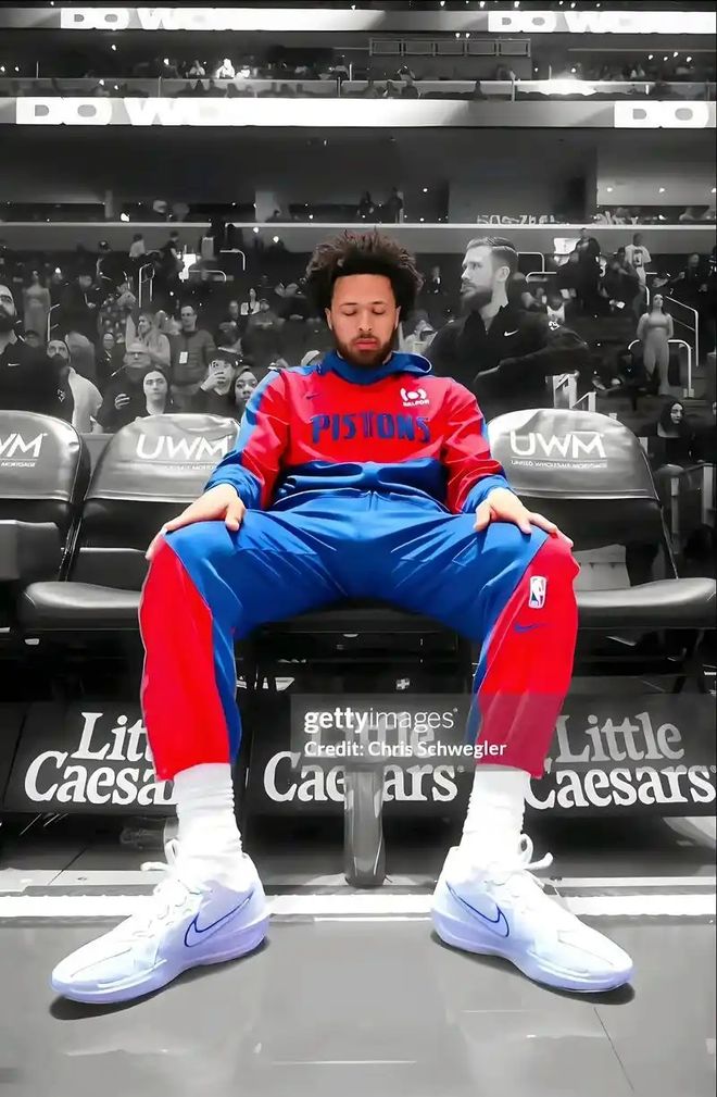 爱德华兹与坎宁安伤病缠身无缘65场规则