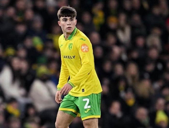 曼联租借左后卫阿马斯因伤终止租借，年轻球员