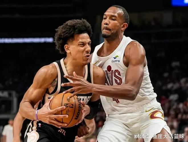老鹰大胜骑士：失误与三分成败关键